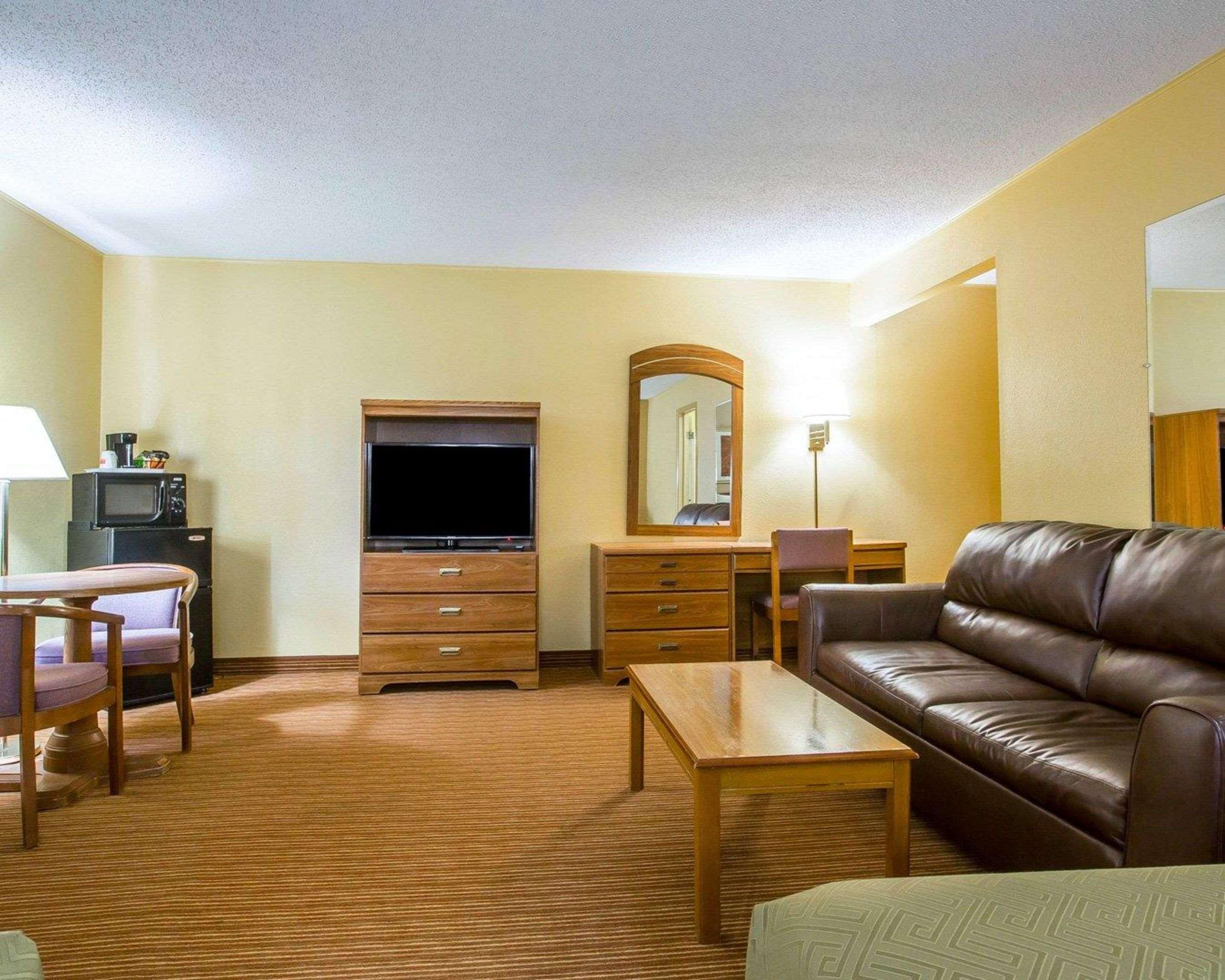 Surestay By Best Western Massena Exterior foto