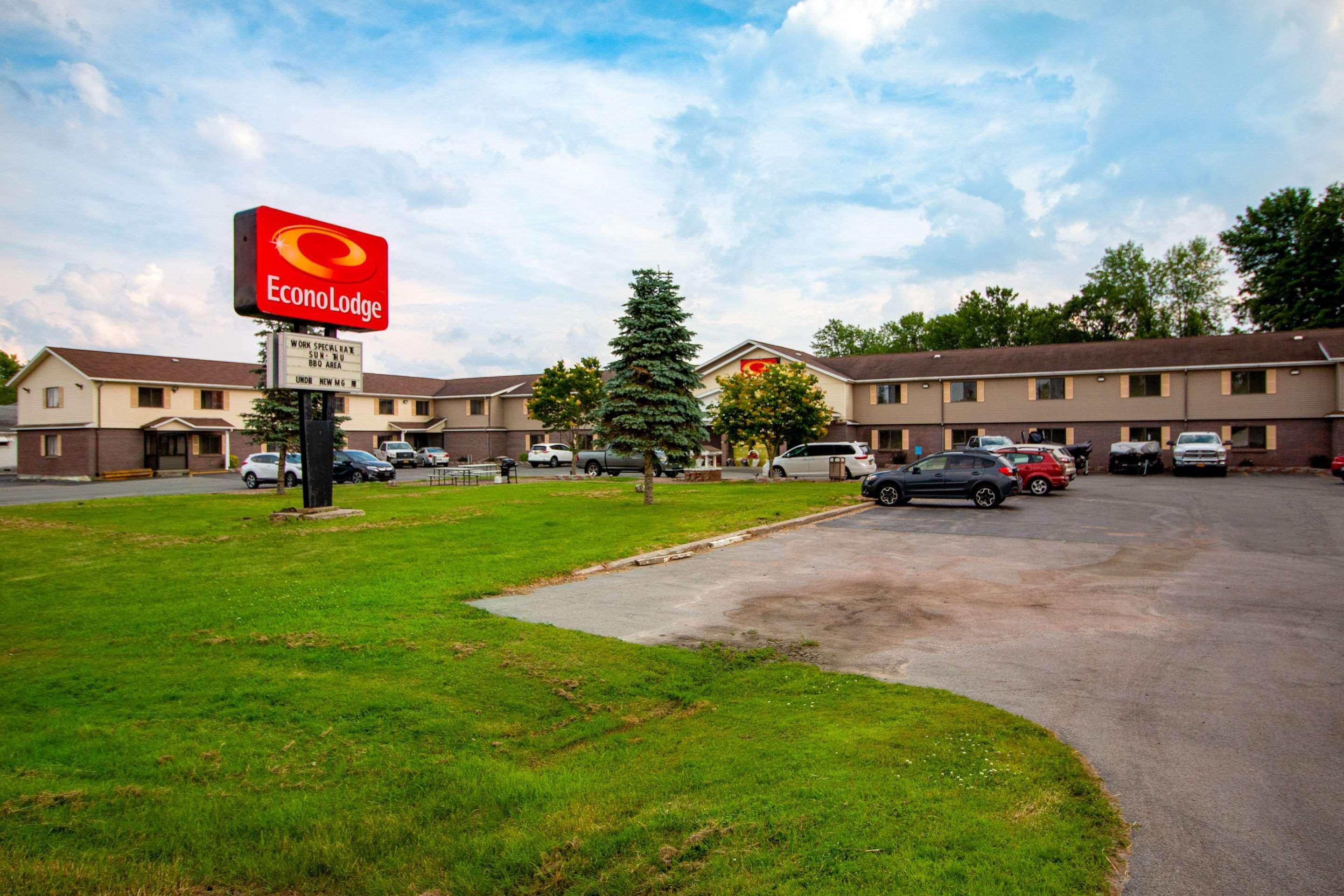 Surestay By Best Western Massena Exterior foto