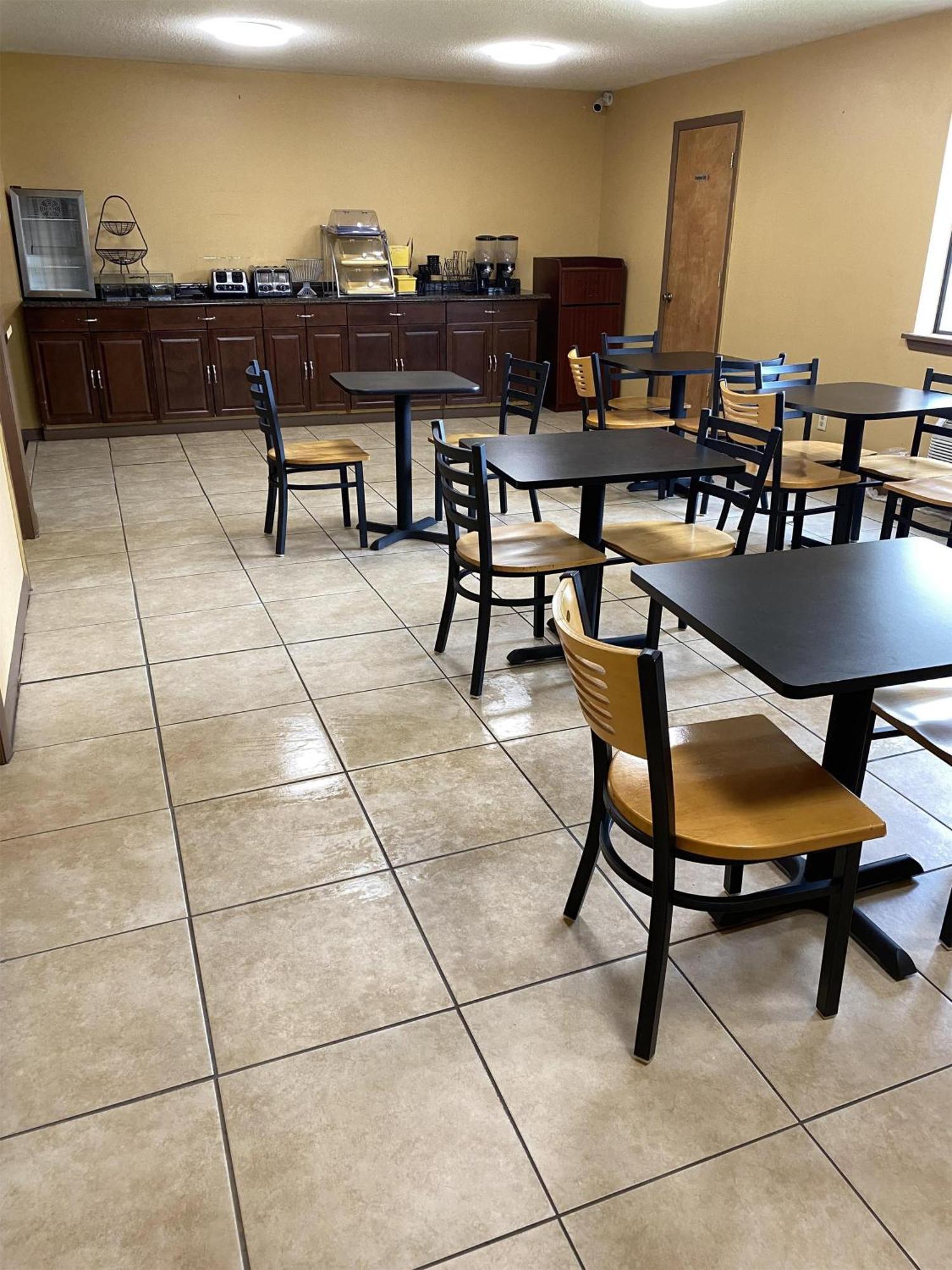 Surestay By Best Western Massena Exterior foto